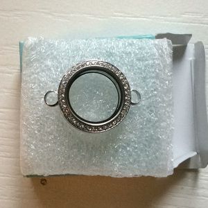 Twist open Silver Link Locket Origami Owl